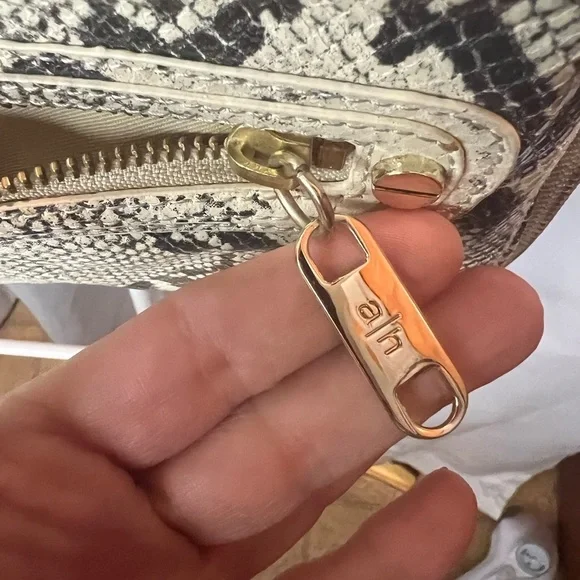 ALEXIS HUDSON Designer Snake Skin Leather Large handbag Two Zipper Closure - Picture 4 of 13